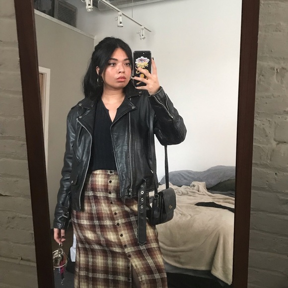 Meet your Posher, Ashley - Picture 1 of 3